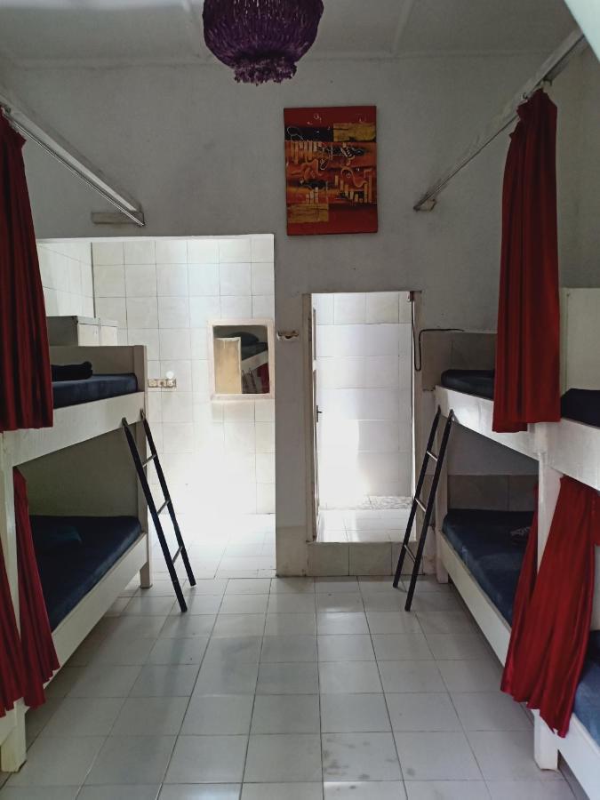 Gusti Homestay Kerobokan ภายนอก รูปภาพ